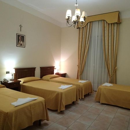 Casapaceebene Hotel San Giovanni Rotondo Kültér fotó