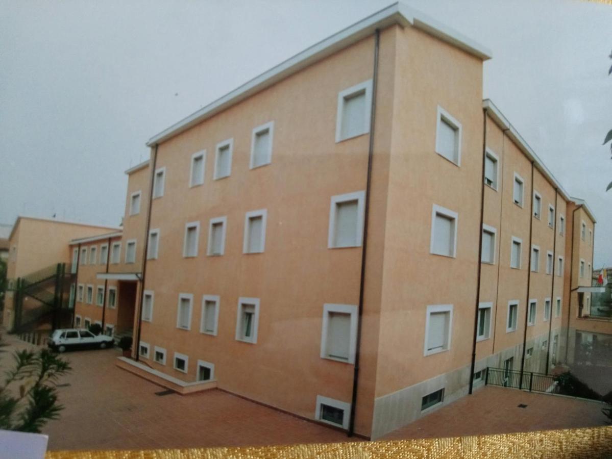Casapaceebene Hotel San Giovanni Rotondo Kültér fotó