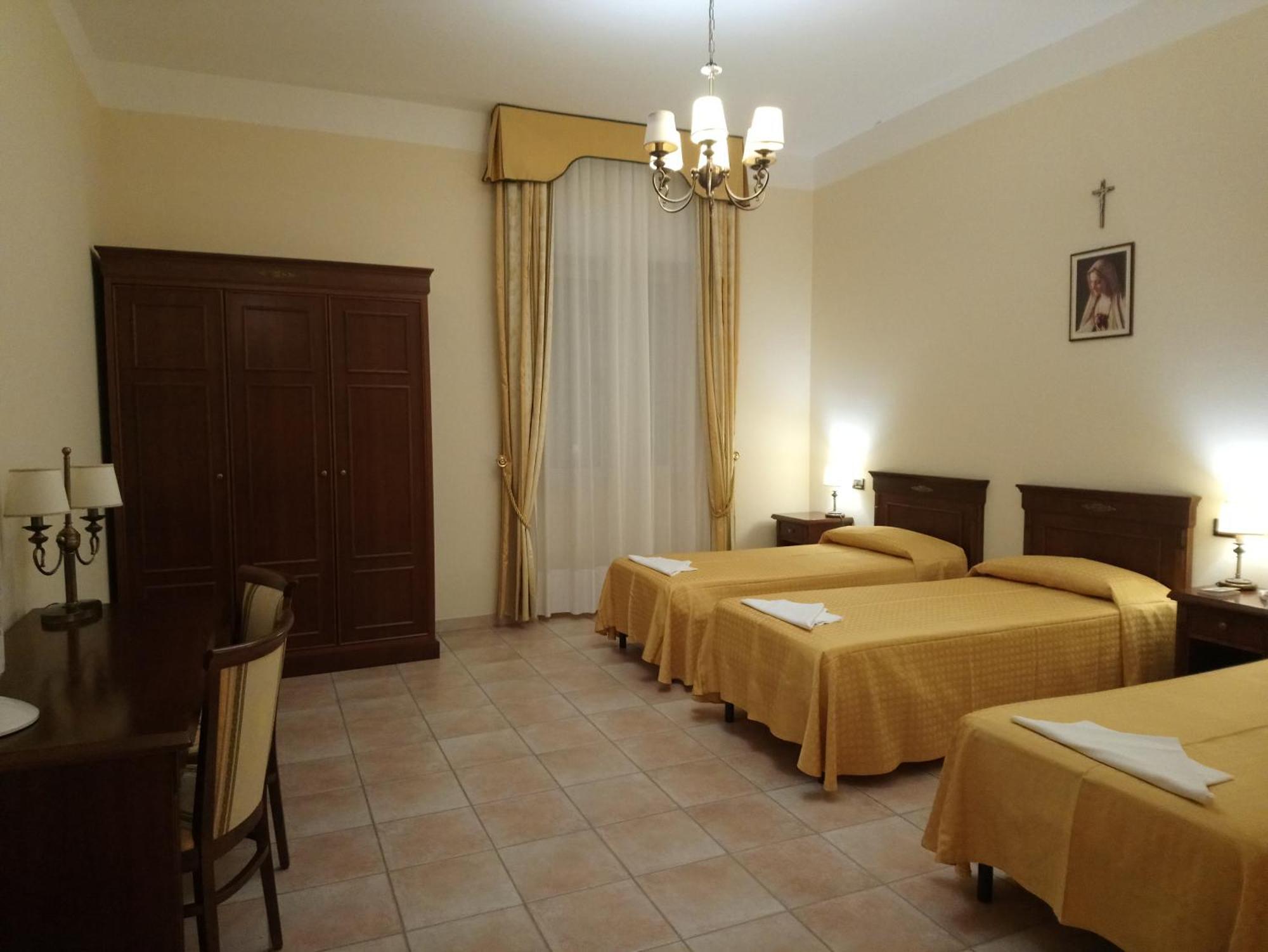 Casapaceebene Hotel San Giovanni Rotondo Kültér fotó